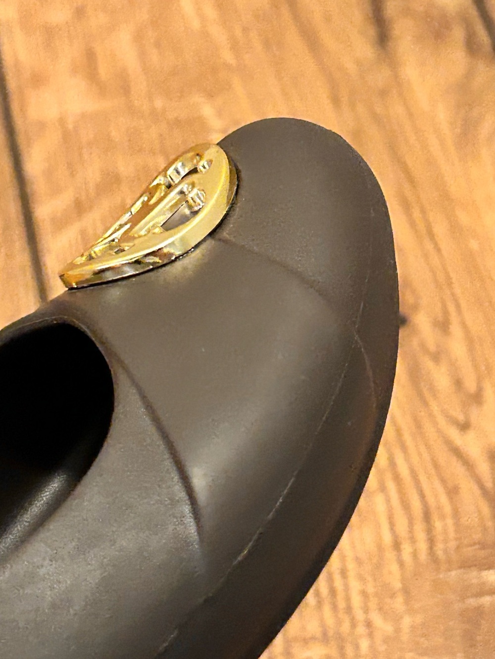 Crocs Gianna Gold Medallion Brown Ballet Flats Slip Ons Comfort Women’s 10 - Picture 5 of 15